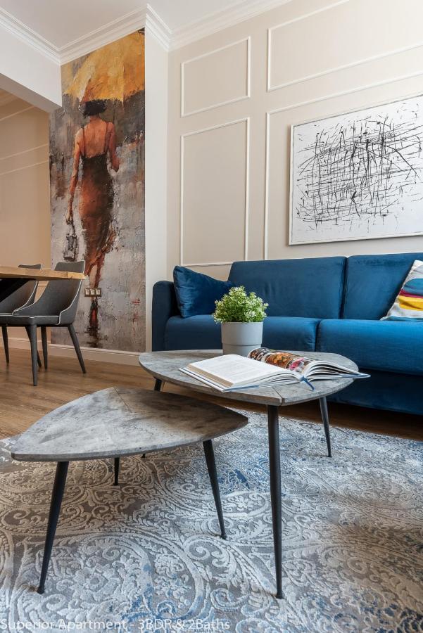 Apartemen Luxury & Unique - Center Apt. - 3bdr & 2 Baths *