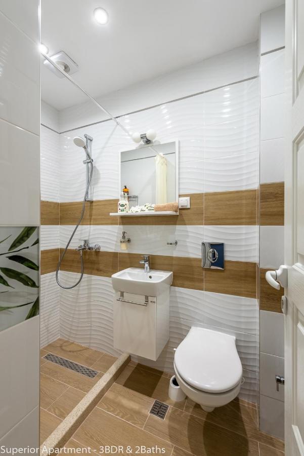 Apartemen Luxury & Unique - Center Apt. - 3bdr & 2 Baths *