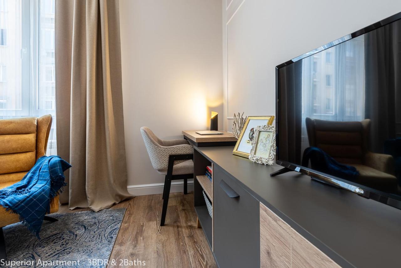 Luxury & Unique - Center Apt. - 3bdr & 2 Baths Apartemen
